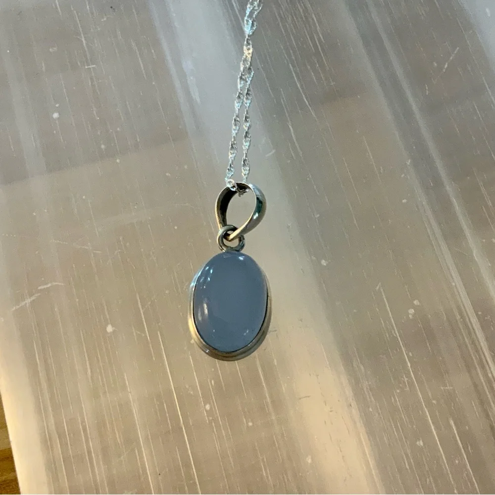 Blue Chalcedony Solid 925 Sterling Silver Pendant Necklace - Picture 5 of 5